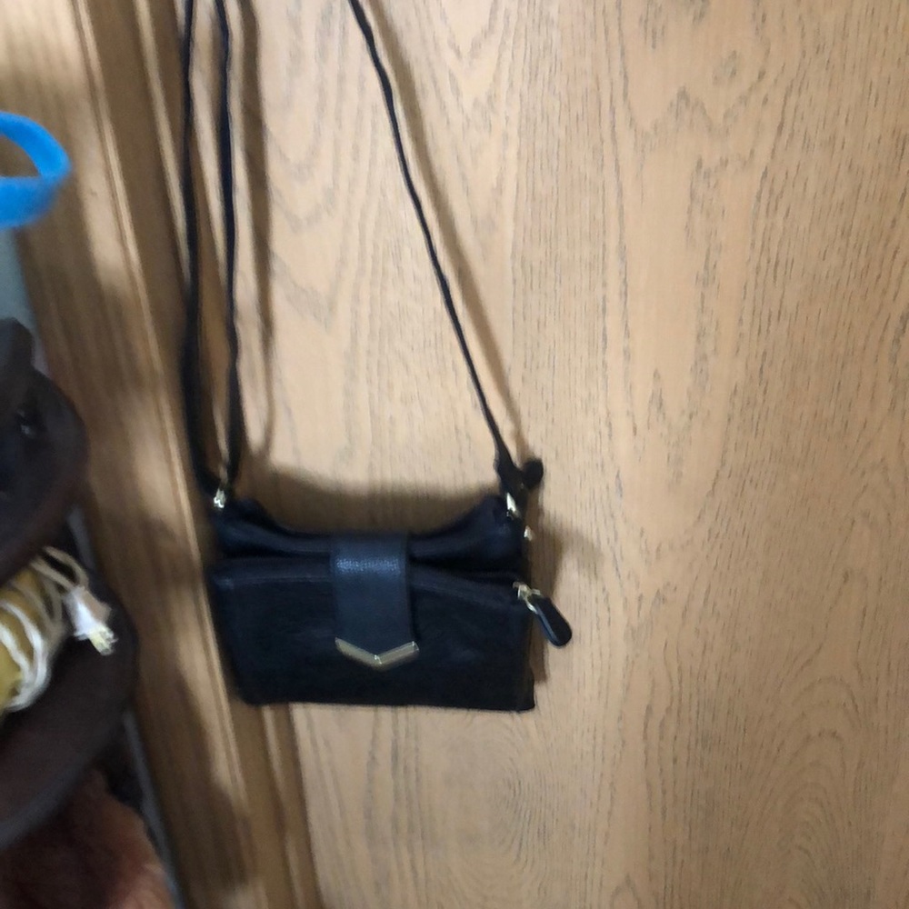 Purses - Picture 4 of 8